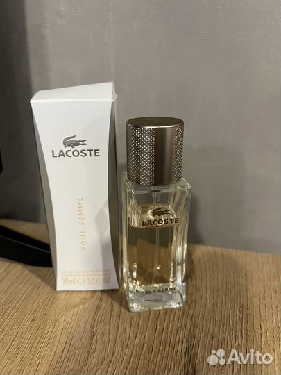 Lacoste pour femme