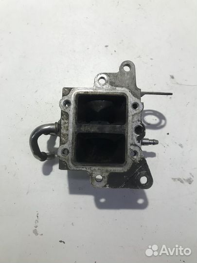 Заслонка воздушная Volkswagen Passat B6