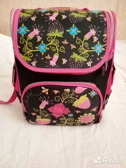 Рюкзак для школьницы б/у