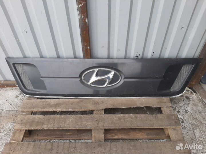 Облицовка передняя Hyundai Universe 2008