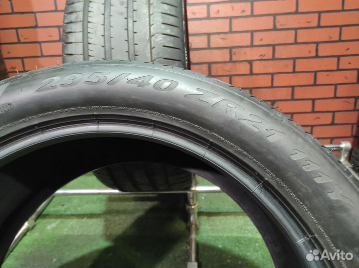 Pirelli P Zero 295/40 R21 111Y
