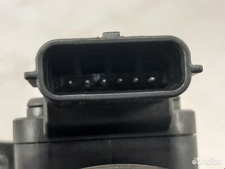 Расходомер воздуха Renault Laguna 3 2008