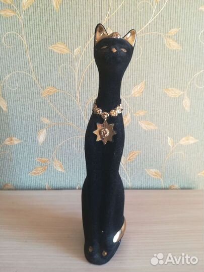 Статуэтка - копилка 