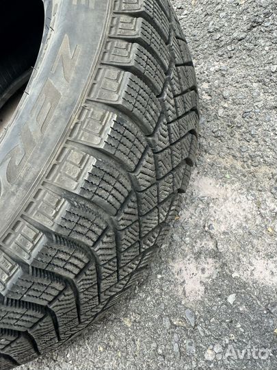 Pirelli Ice Zero FR 185/65 R15