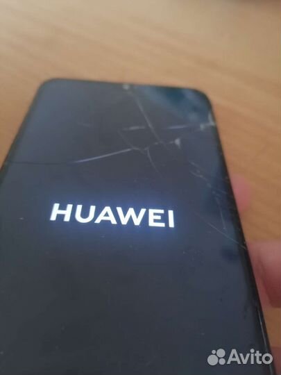 Huawei P Smart (2019), 3/32 гб