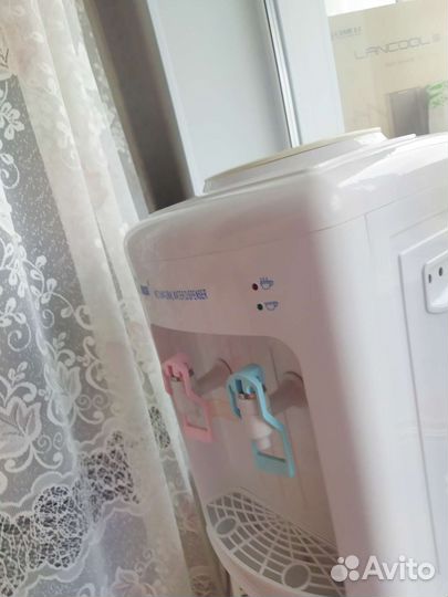 Кулер для воды