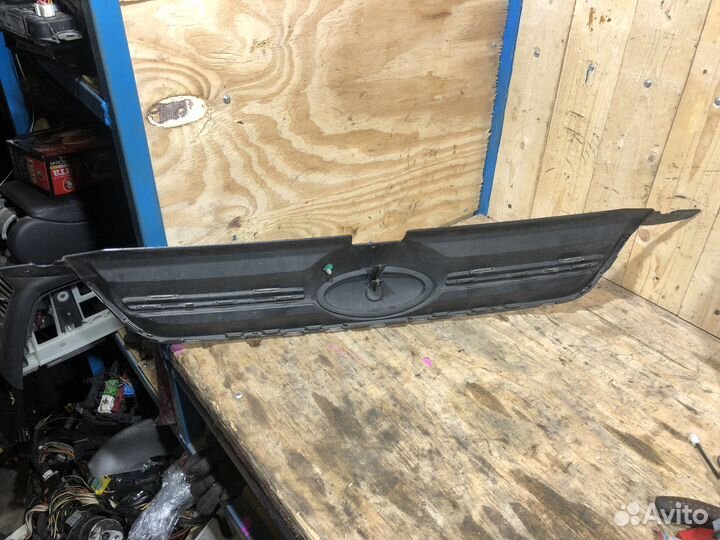 Решетка радиатора Ford C-MAX 2 после 2010 130033