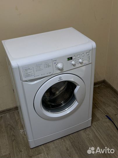 Стиральная машина indesit