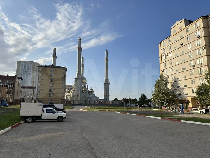 3-к. квартира, 85 м², 9/9 эт.