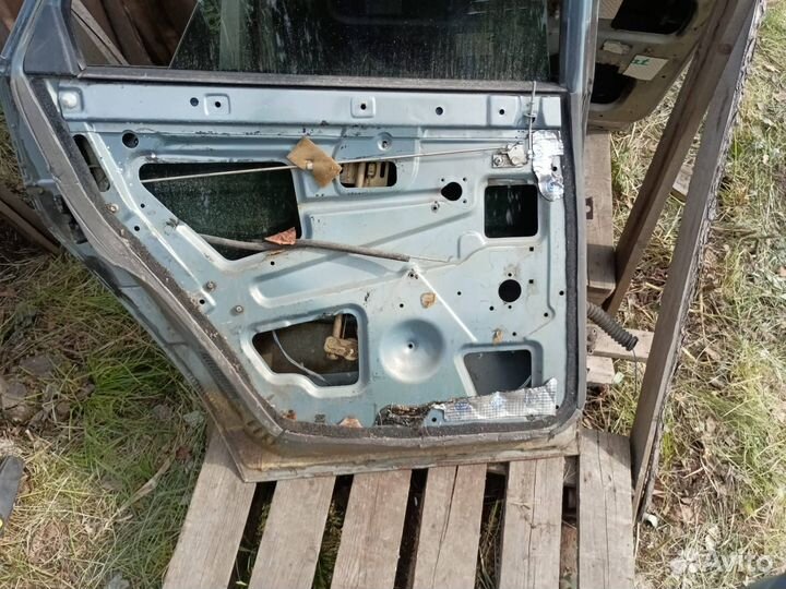 Дверь задняя левая LADA 2112 2004 2112