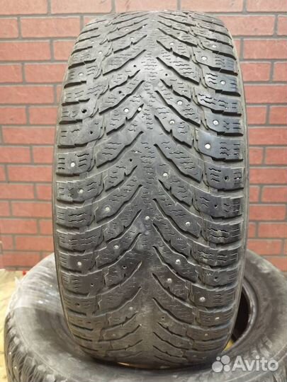 Nokian Tyres Hakkapeliitta 9 235/55 R17 103T