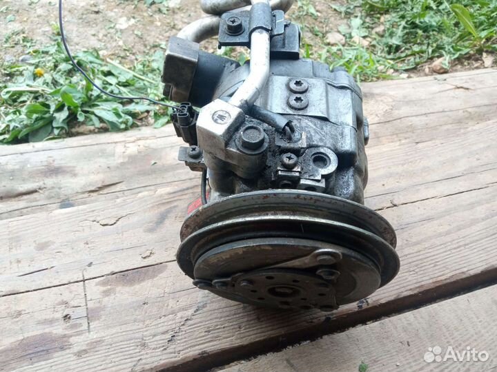 Компрессор кондиционера Nissan Almera n15 CD20