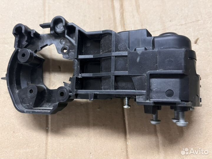 Мотор складывания левого зеркала Toyota RAV4 xa 50