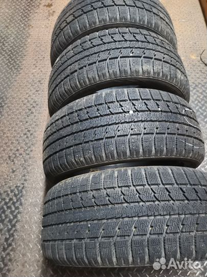 Toyo Observe GSi-5 225/50 R17