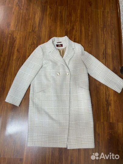 Продам пальто женское