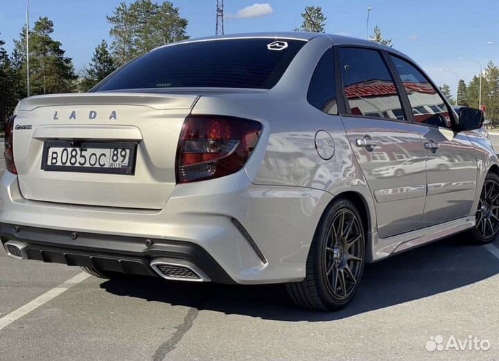 Тюнинг бампер на Гранту Лифтбек 2191