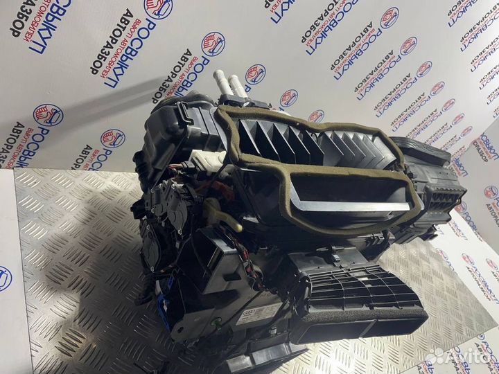 Корпус печки Audi A4 B8 1.8