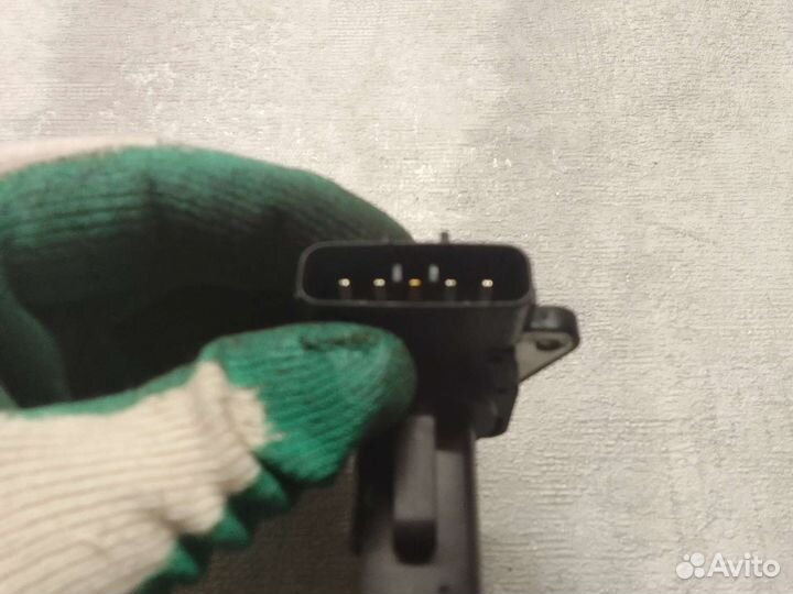 Расходомер воздуха Субару Мазда 2.0i-3.0i 08г