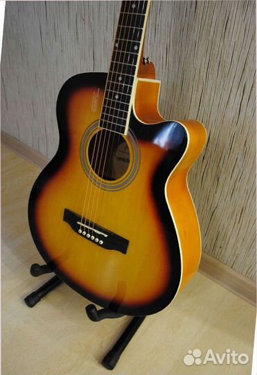 Гитара акустическая Elitaro