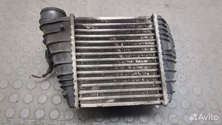 Радиатор интеркулера Skoda Octavia Tour, 2002