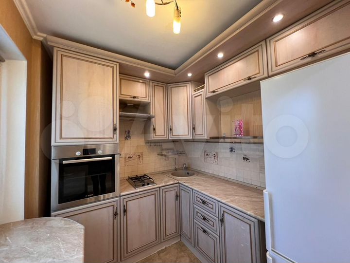 2-к. квартира, 48 м², 2/5 эт.