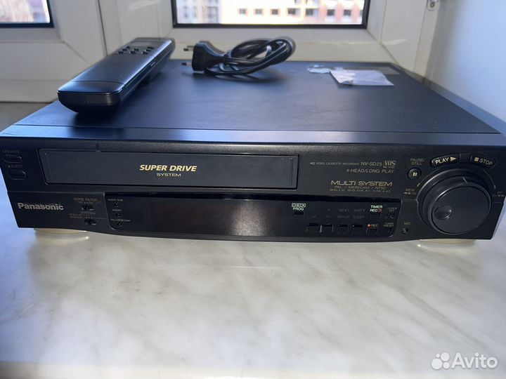 Видеомагнитофон Panasonic NV- SD25AM