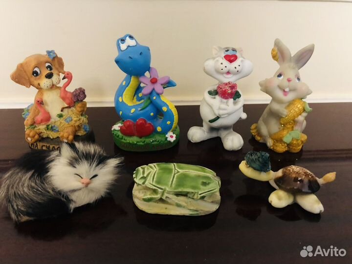 Фигурки статуэтки