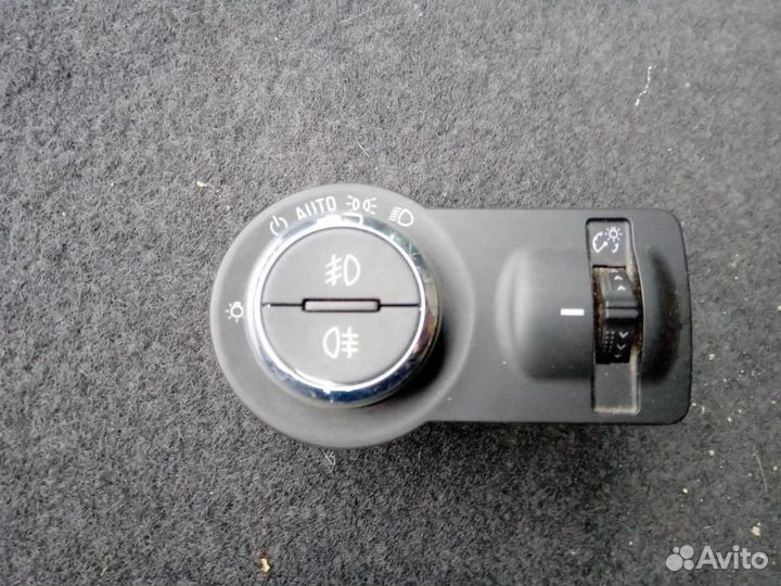 Блок управления светом Opel Mokka