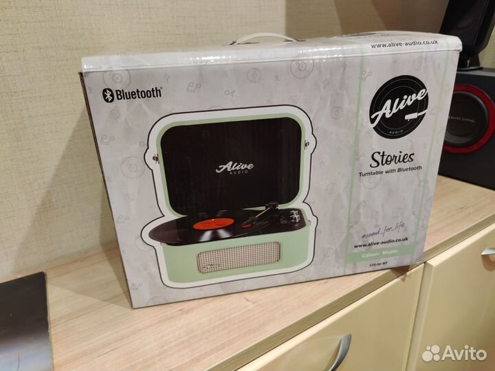 Виниловый проигрыватель Alive Audio stories
