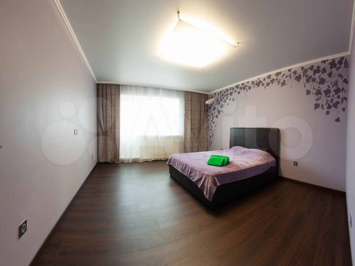 2-к. квартира, 72 м², 8/13 эт.