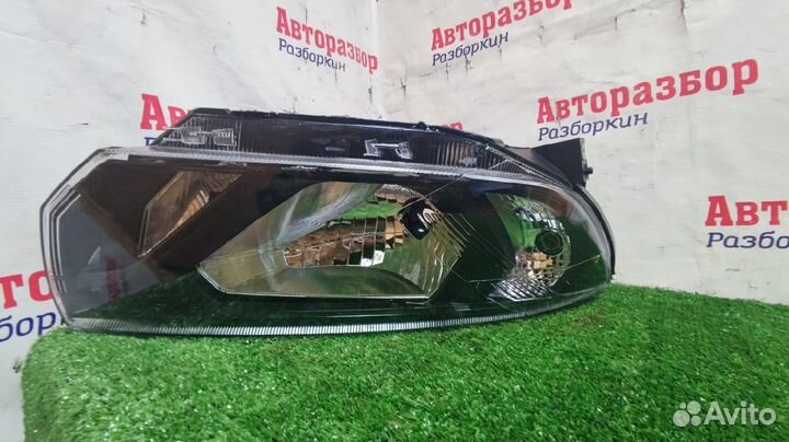 Фара Лада Гранта FL (в новом кузове) левая правая