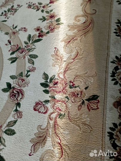 Ковер полушерстяной