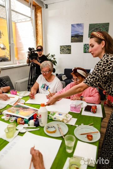 Преподаватель по живописи