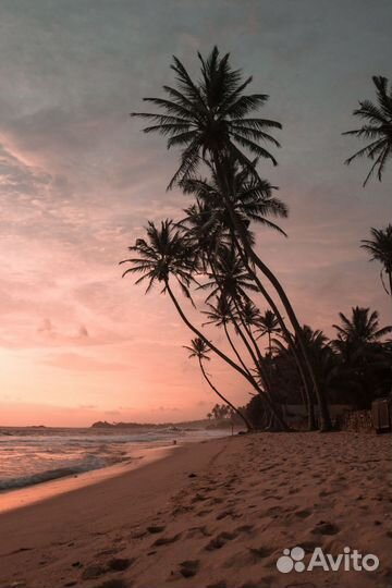 Деревянная детская кровать с маятником,матрасом