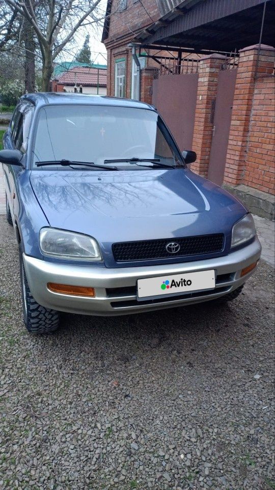 Toyota RAV4: фото владельца