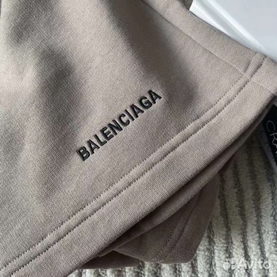 Шорты Balenciaga