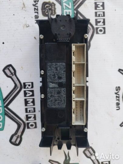 Блок управления климат-контролем Volkswagen Passat