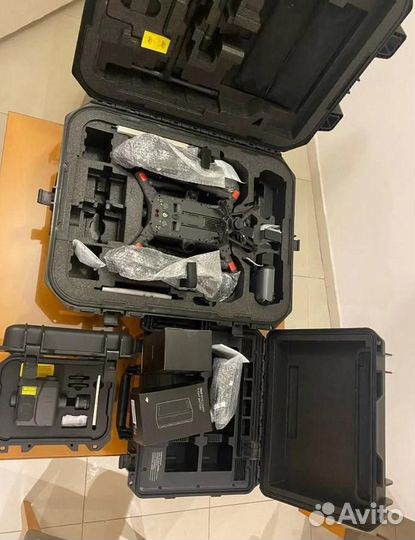 Квадрокоптер DJI Matrice 300 RTK Дрон + H20T подве