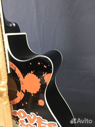 Акустическая гитара elitaro