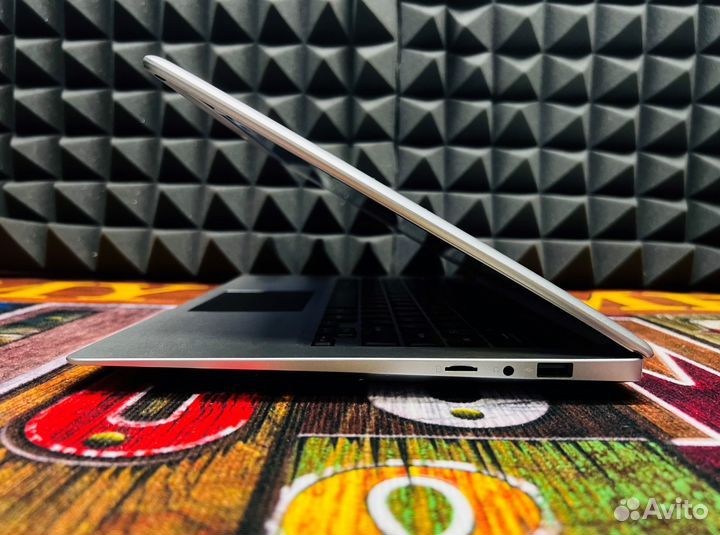 Новый ноутбук для просмотра кино / IPS экран