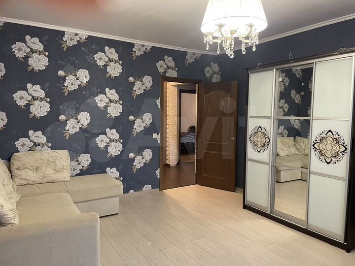 2-к. квартира, 85 м², 5/10 эт.