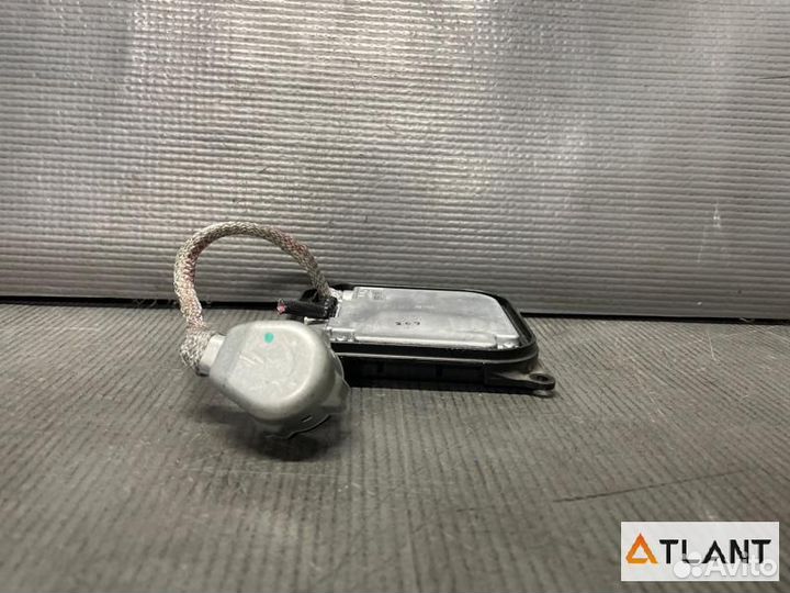 Блок ксенона toyota camry