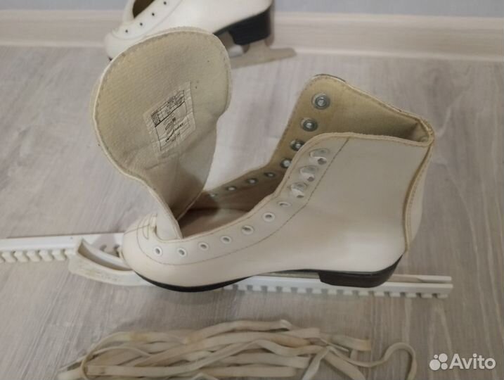 Коньки фигурные nordway nikole