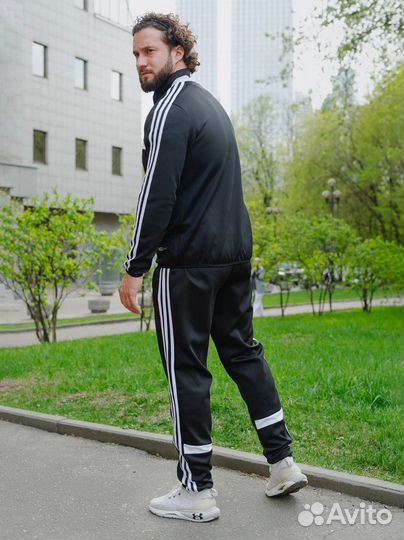 Спортивный костюм Adidas