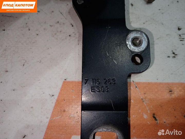 Петля капота левая BMW 3 E90 2010 7115263