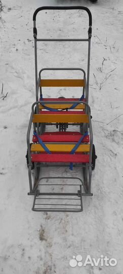 Детская тележка с колесами