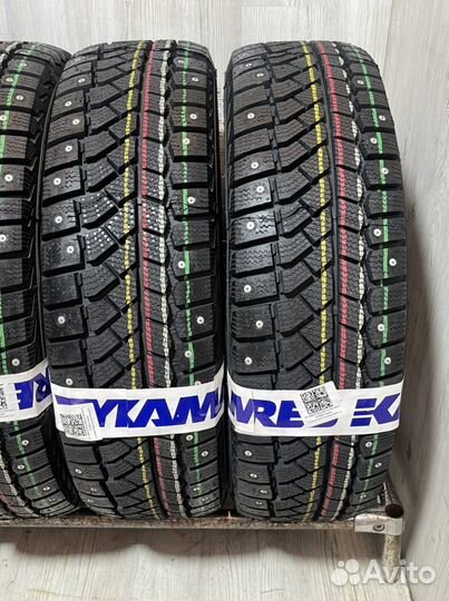 Viatti Brina Nordico V-522 185/70 R14 88T