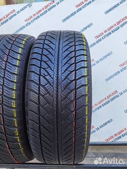 Goodyear UltraGrip Performance 225/55 R17 97H
