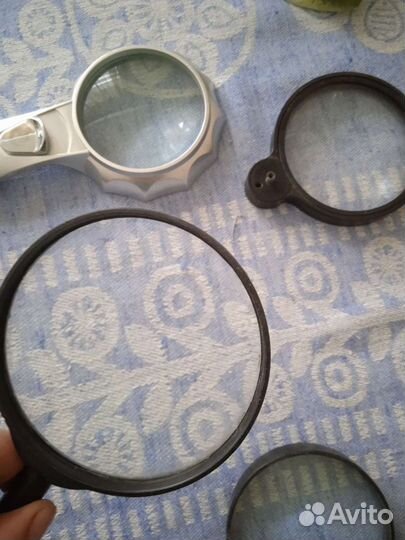 Увеличительное стекло Лупа