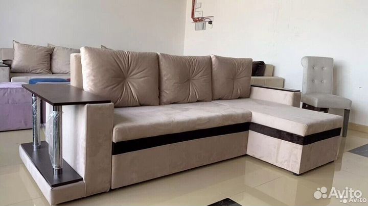 Диван угловой